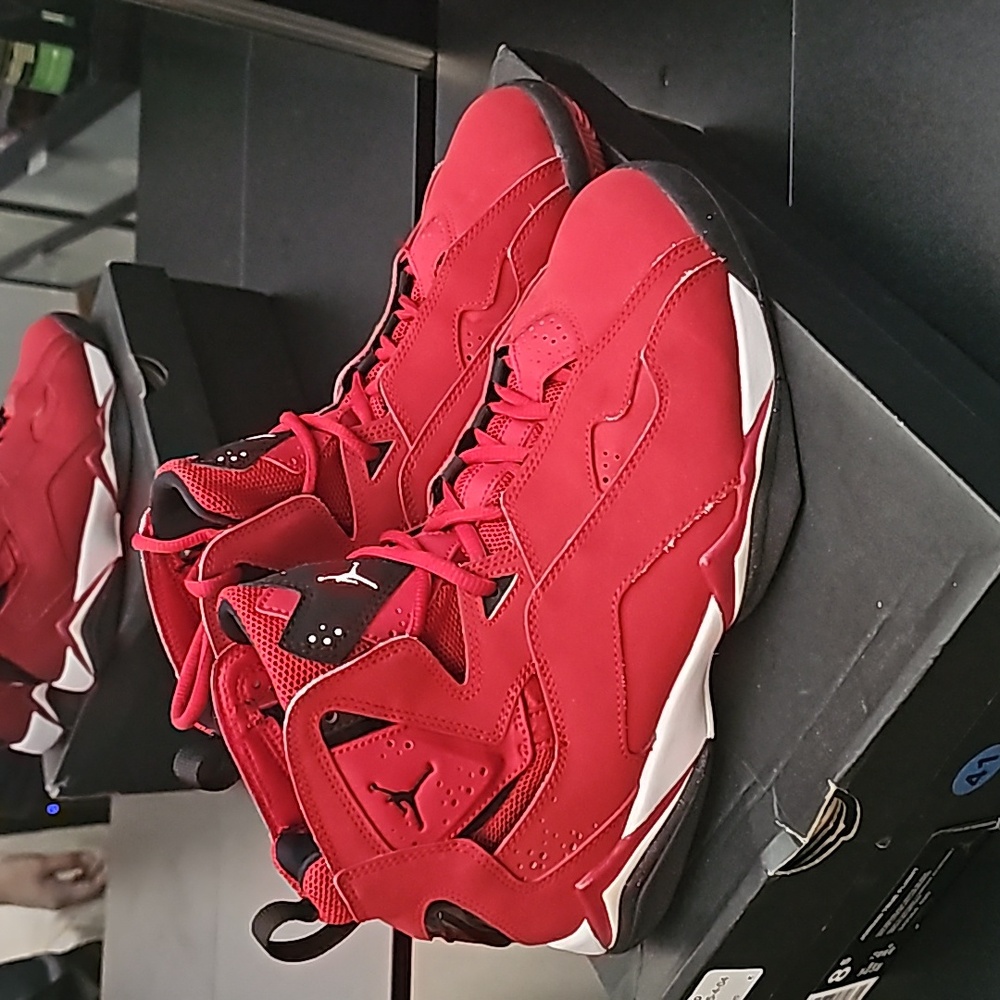 Jordan True Flight Size 8.5
